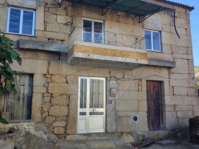 Casa venda em Penalva Do Castelo, Viseu