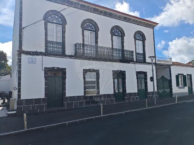 Casa venda em Açores, São Vicente Ferreira