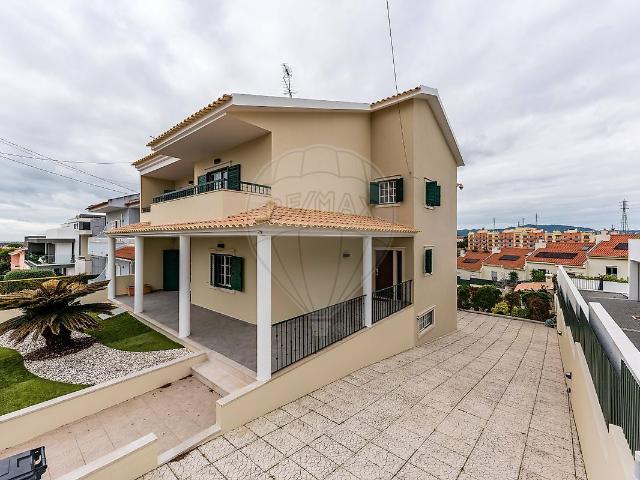 Casa venda em Bairro Autoconstrução, Oeiras