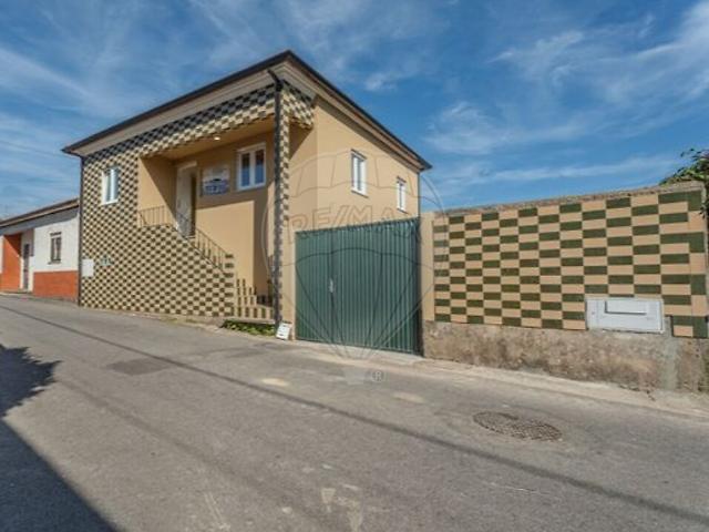 Casa venda em Recardães e Espinhel, Águeda