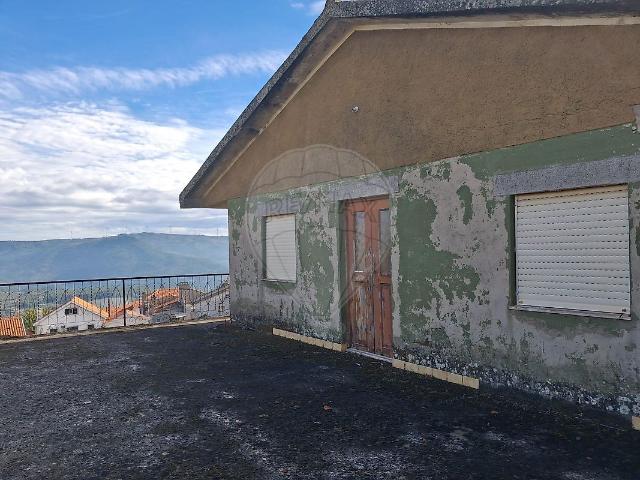 Casa venda em Armamar