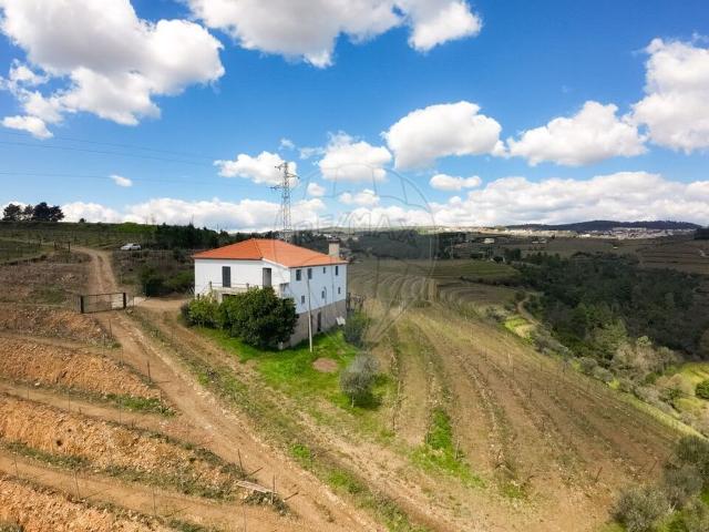 Casa venda em Sabrosa, Vila Real