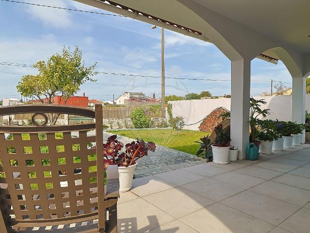 Casa venda em Marinha Grande, Leiria