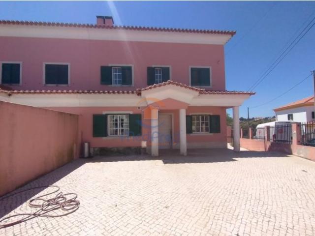 Casa venda em Aldeia de Santa Isabel, Sintra