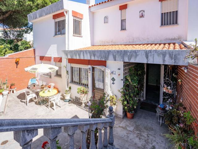 Casa venda em Alfragide