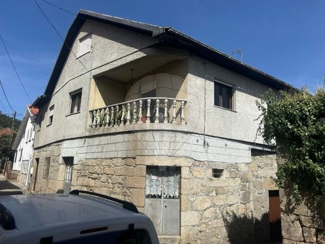 Casa venda em Múceres, Tondela