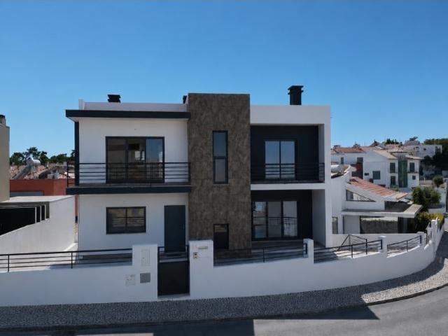 Casa venda em Quinta do Americano, Almada