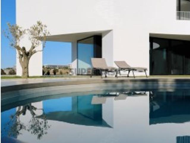 Casa venda em Casal de São Miguel, Oeiras