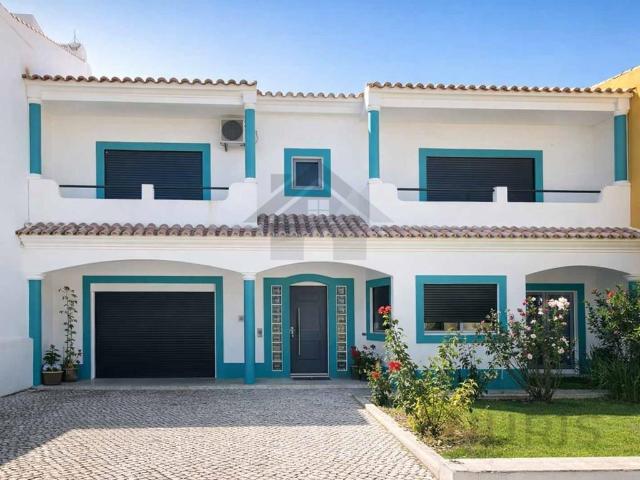 Vivenda venda em Parchal, Faro