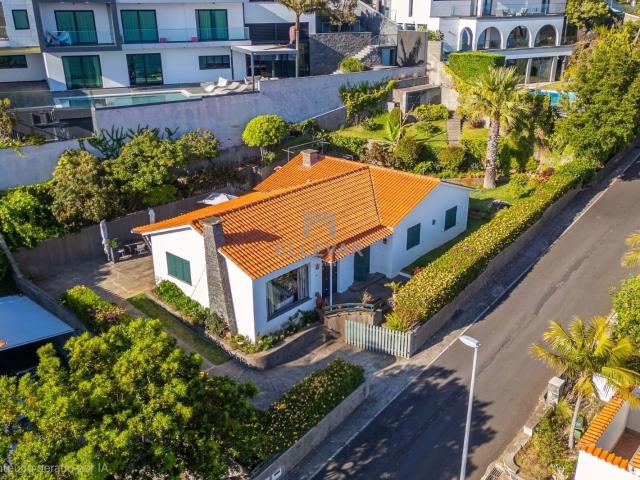 Casa venda em Azenha, Santa Cruz
