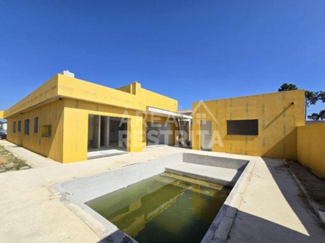 Casa venda em Azeitão (São Lourenço e São Simão), Setúbal