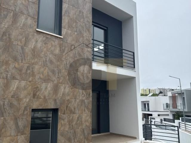 Casa venda em Quinta das Amoreiras, Almada