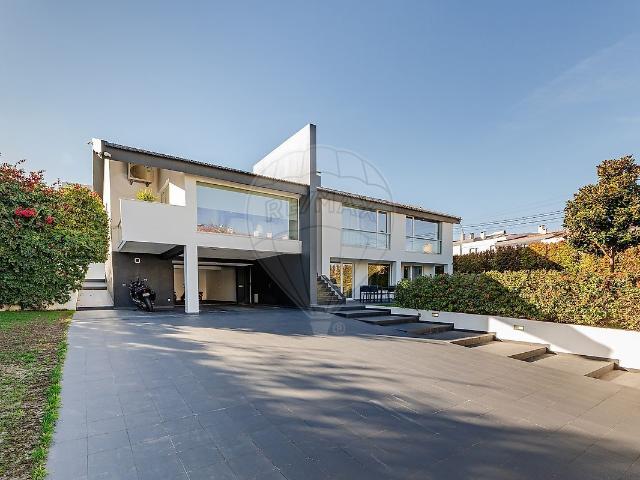 Casa venda em Alfragide, Amadora
