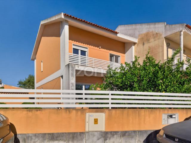 Casa venda em Cacém, Cacém e São Marcos