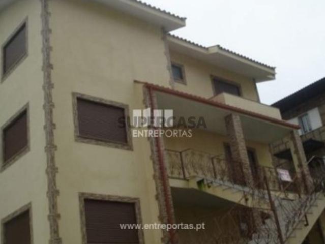 Casa venda em Marco De Canaveses, Rosém