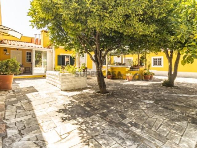 Casa venda em Azeitão (São Lourenço e São Simão), Setúbal