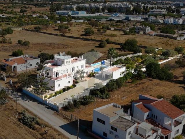 Vivenda venda em Olhão, Faro