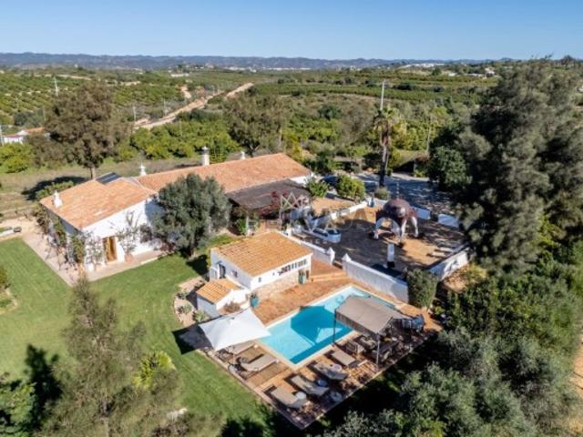 Casa venda em Estômbar, Faro