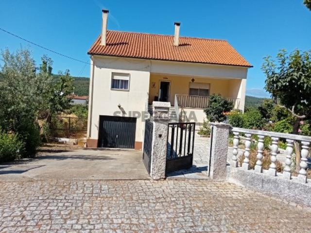 Casa venda em Castelo Branco, Oleiros