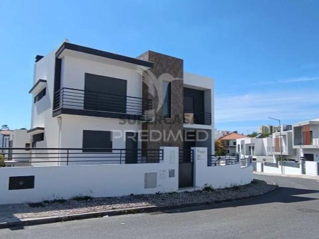 Casa venda em Quinta das Amoreiras, Almada