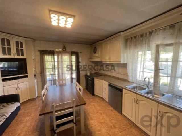 Casa venda em Mões, Castro Daire