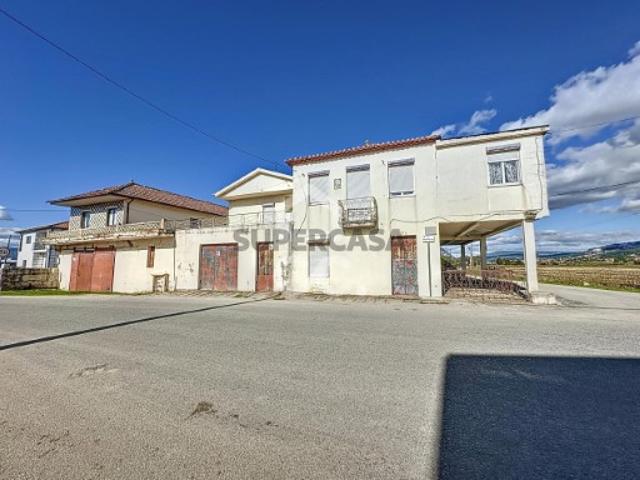 Casa venda em Campo de Cima, Chaves
