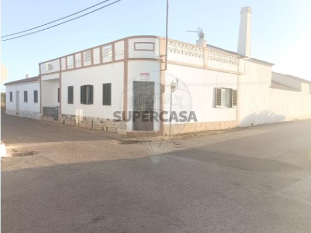 Casa venda em Ribeira de Alte, Albufeira