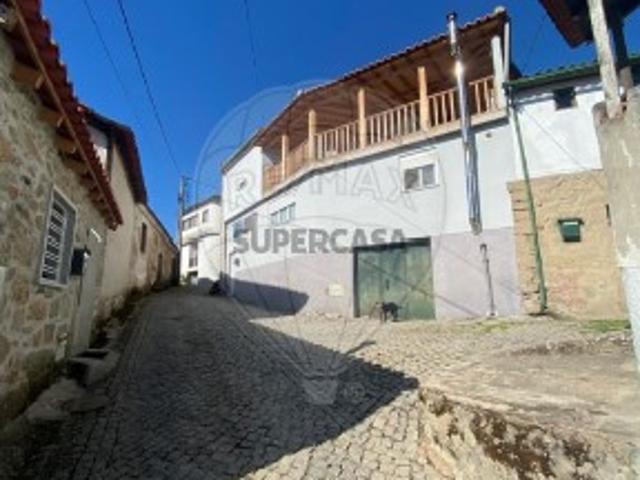 Casa venda em Argeriz, Vila Real