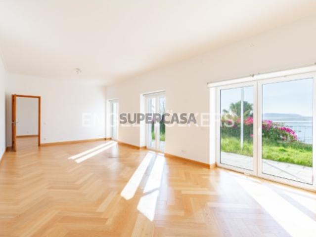 Casa venda em Lagoal, Oeiras