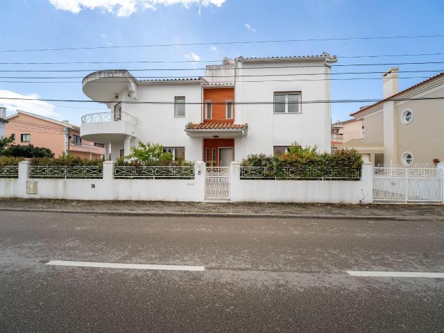 Casa venda em Seixal, Amora