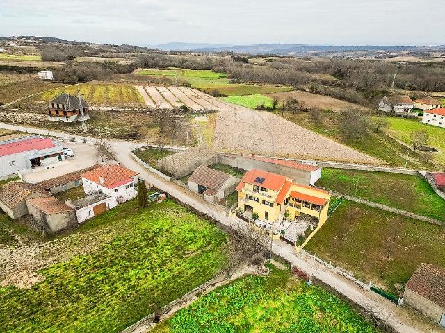 Casa venda em Argeriz, Vila Real