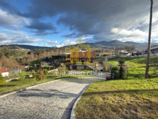 Casa venda em Parada Do Bouro, Braga