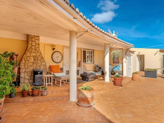 Vivenda venda em São Bartolomeu De Messines, Faro