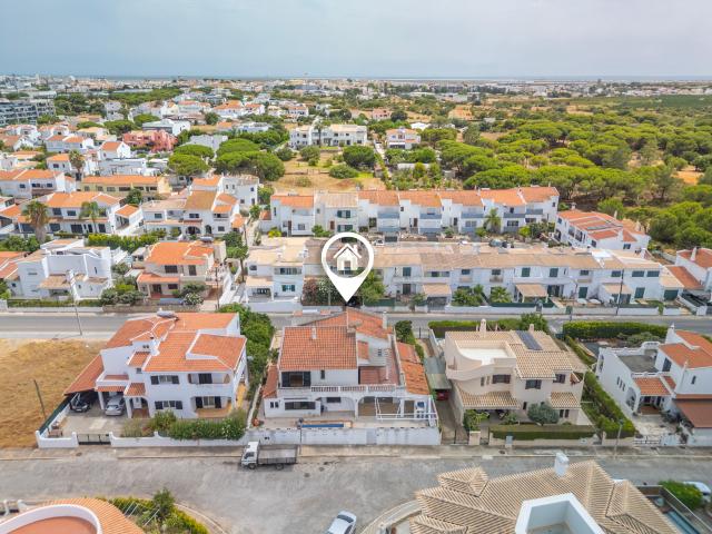 Casa venda em Alto do Calhau, Faro