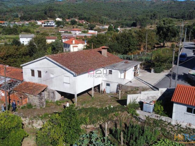 Casa venda em Oliveira De Frades, Viseu