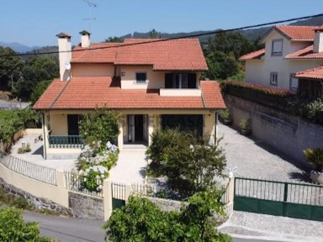 Casa venda em Oliveira De Frades, Viseu