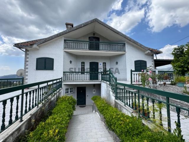 Casa venda em Oliveira De Frades, Viseu
