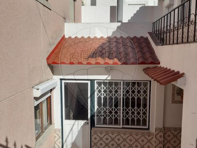 Casa alugar em Núcleo Urbano Histórico de Oeiras, Oeiras