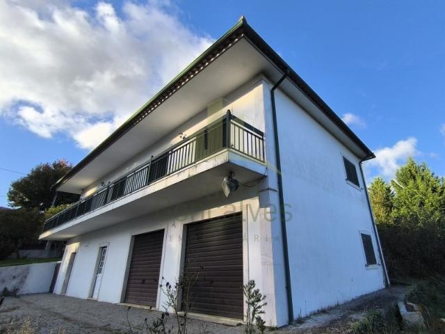 Casa venda em Refóios Do Lima