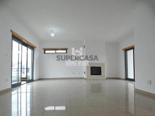 Casa venda em Almada Velha, Almada