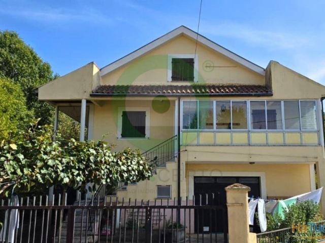Casa venda em Edroso, Bragança