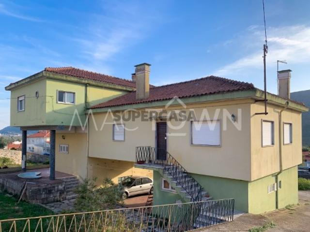 Casa venda em Porto De Mós, Leiria