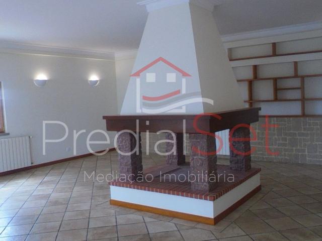 Moradia venda em Sesimbra, Caixas