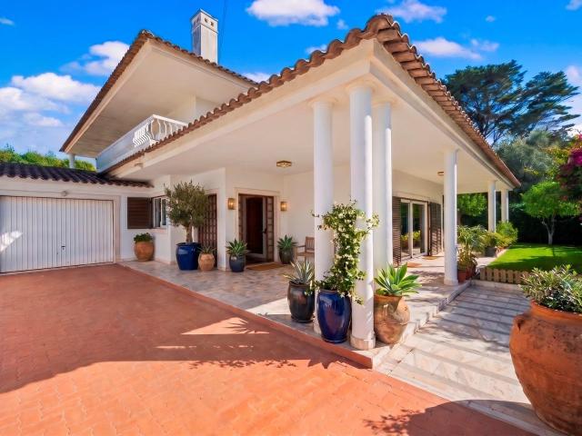 Vivenda venda em Santa Teresinha, Cascais