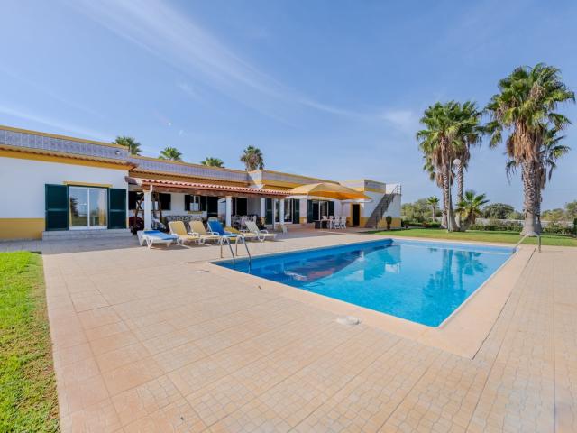 Vivenda venda em Cortelhas, Albufeira