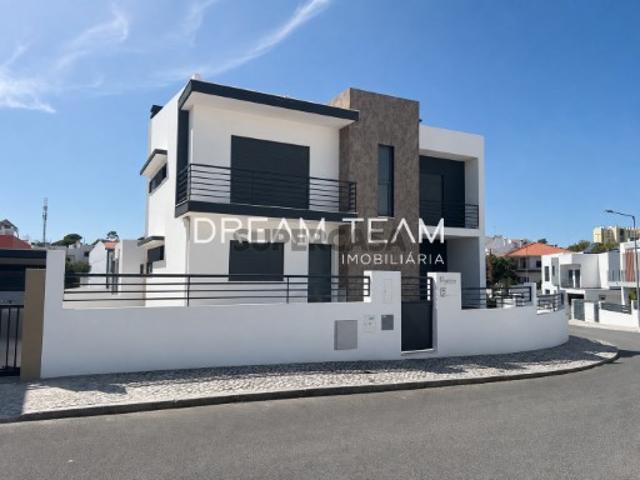 Casa venda em Almada, Setúbal