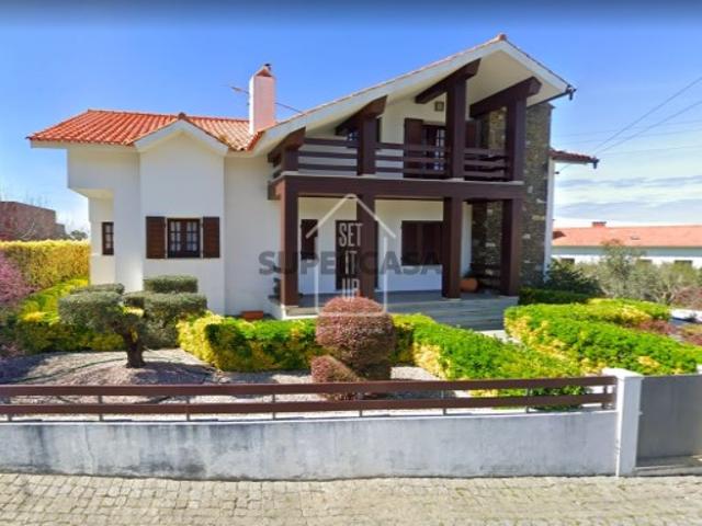 Casa venda em Caminha