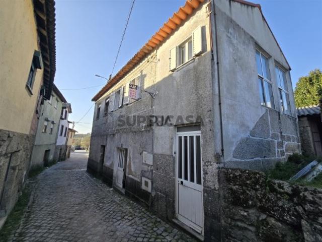Casa venda em Penalva Do Castelo, Viseu
