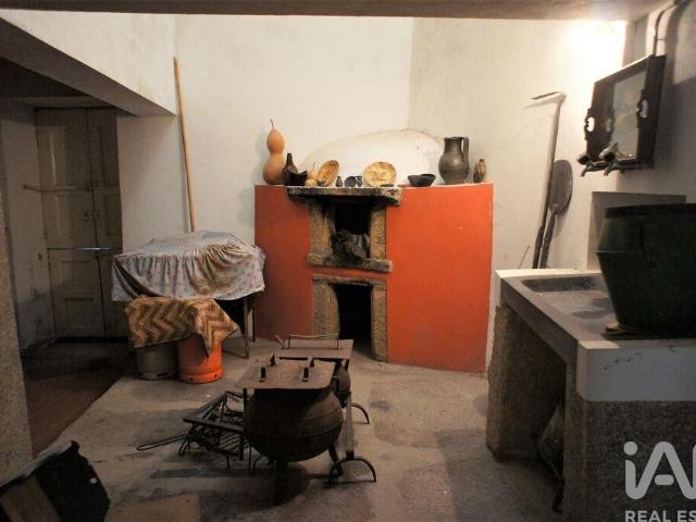 Casa venda em Presegueda, Peso Da Régua