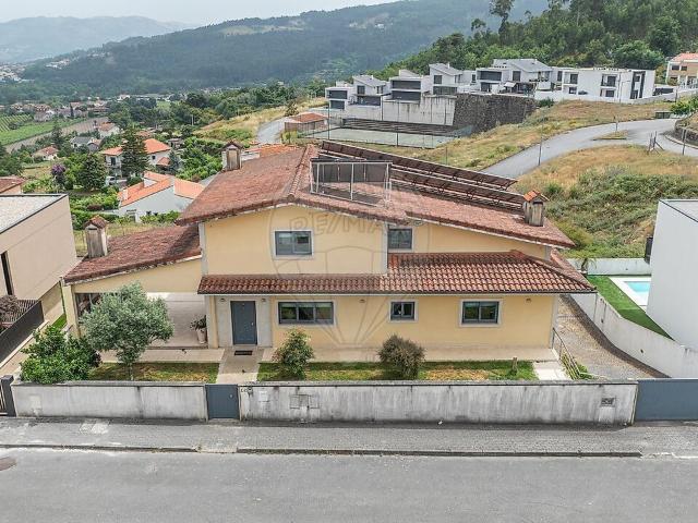 Casa venda em Lanhoso, Póvoa de Lanhoso